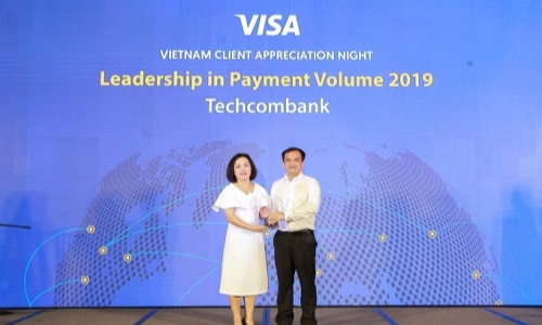 Techcombank  đứng đầu toàn thị trường về doanh số thanh toán qua thẻ Visa